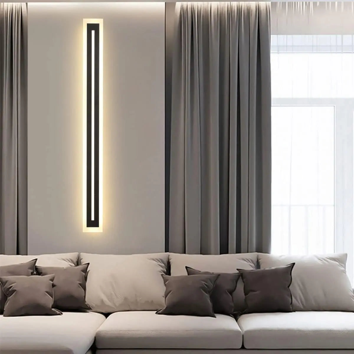 Modern Outdoor Long Strip LED Wall Lighting Fixture IP67